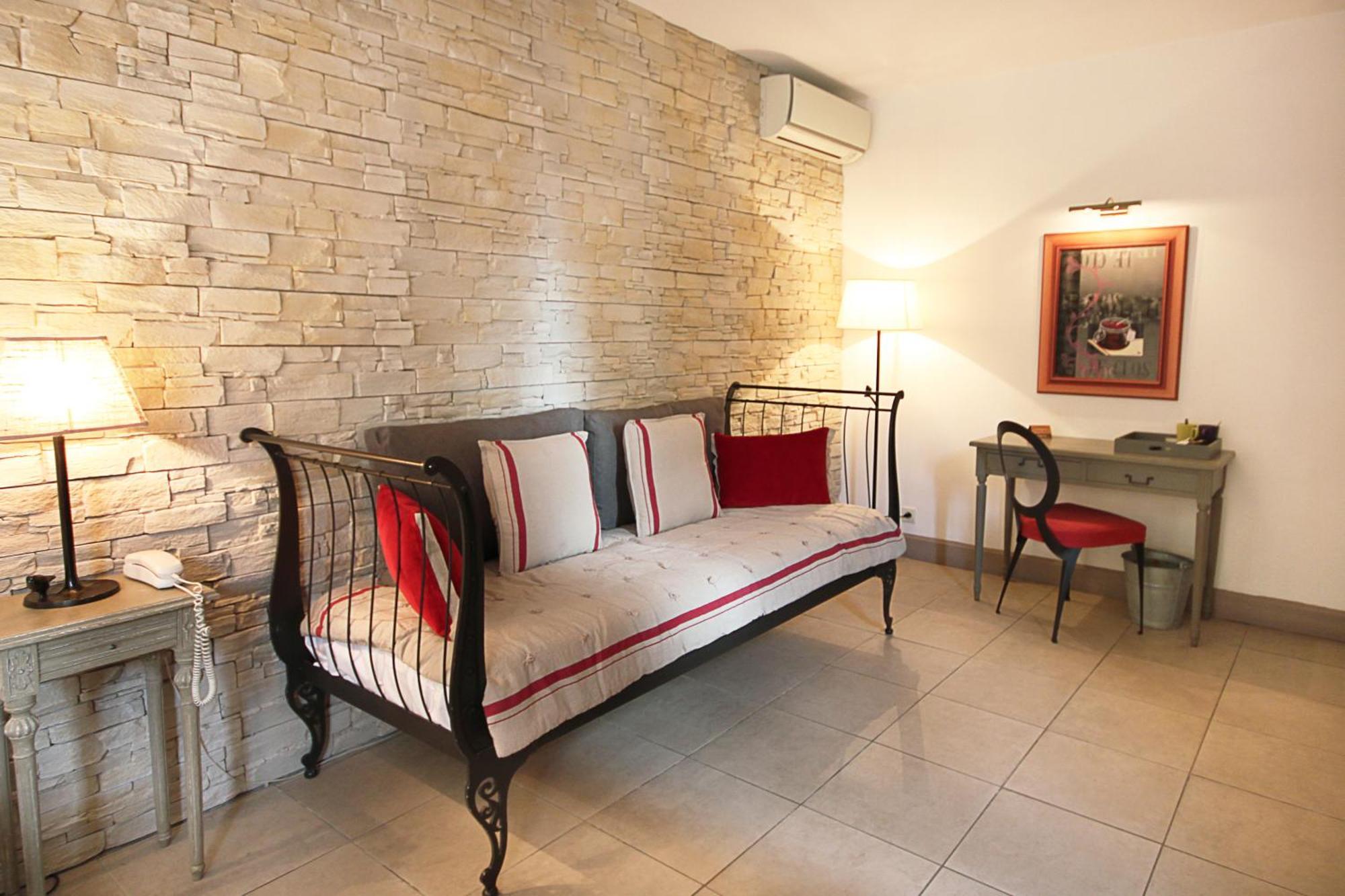 Hotel Du Clos 르루헤 외부 사진