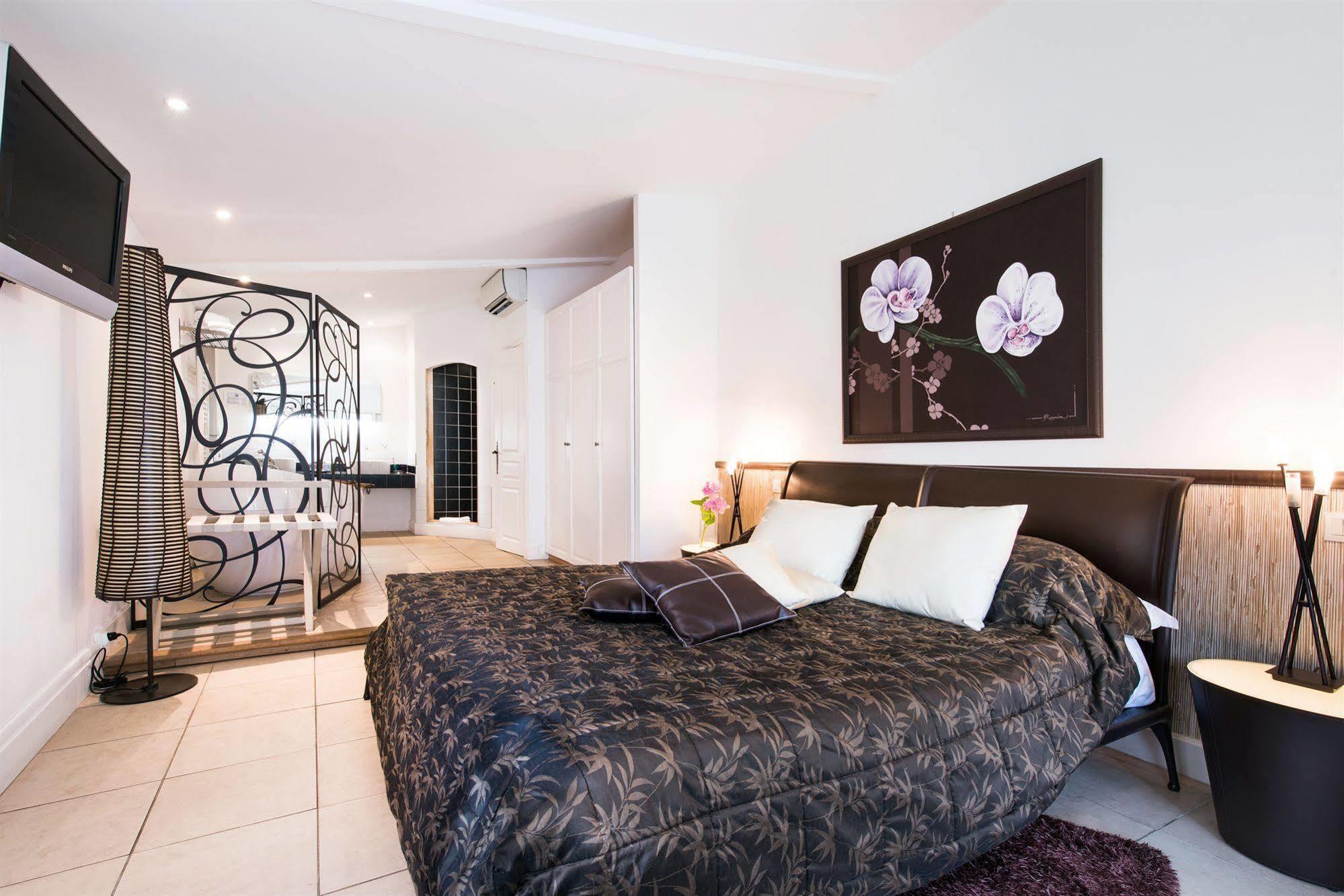 Hotel Du Clos 르루헤 외부 사진